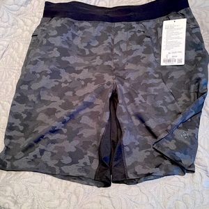 Lululemon T.H.E. Short 9” Mesh Camo XL